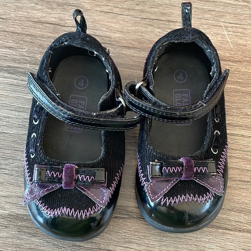 Faded Glory Shoes, Size 4